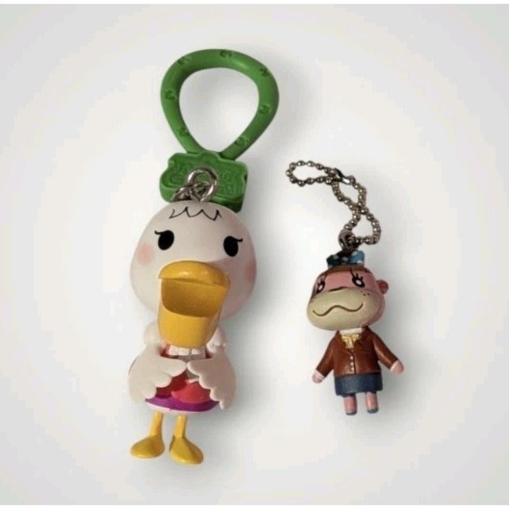 2 Nintendo Animal Crossing Backpack Clip On Lottie Pelly Keychain Mini Figure